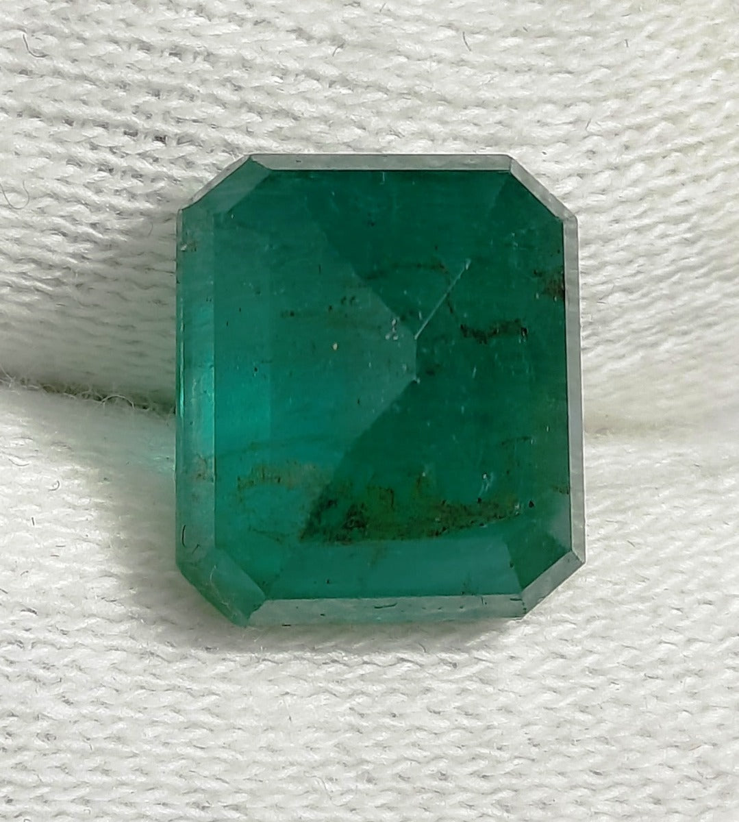 10.67 Carats Natural Zambian Emerald 13.7x11.54x8.33mm