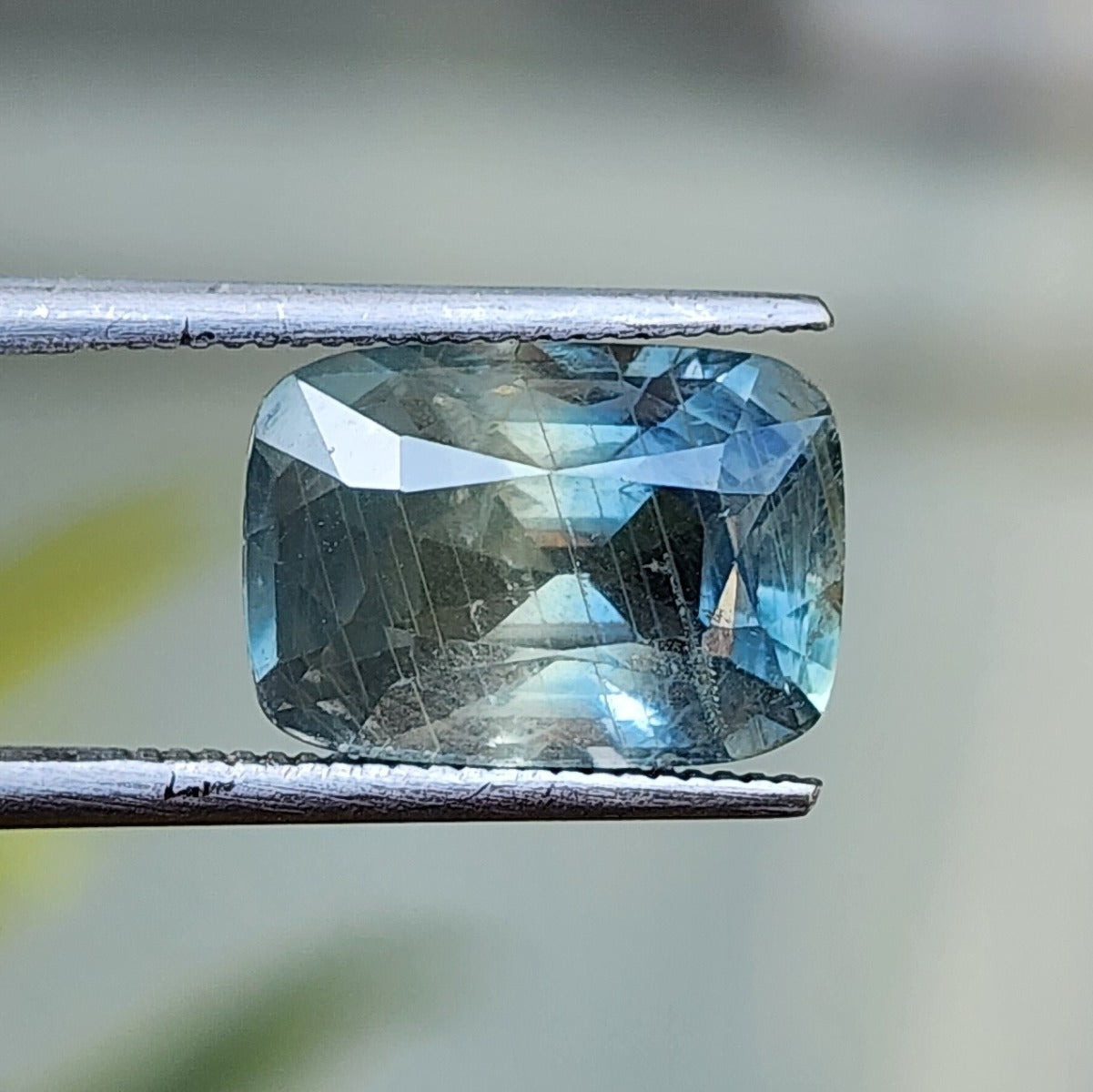 6.07 Carats Natural Olive Green Sapphire 11.91 x 8.41 x 6.38 mm